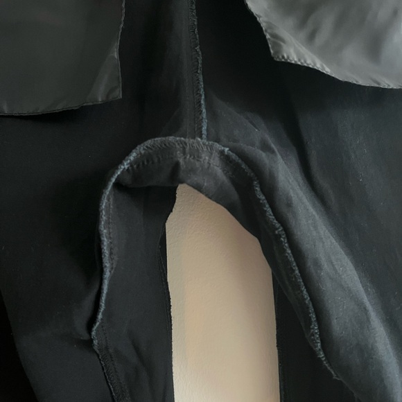 Ring of Fire - Jogger- back and side pockets. - Picture 2 of 16